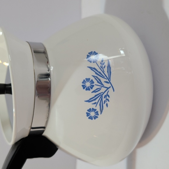 Vintage Corningware White Coffee Tea Pot with Blue Floral Design 6 Cup - Picture 6 of 12